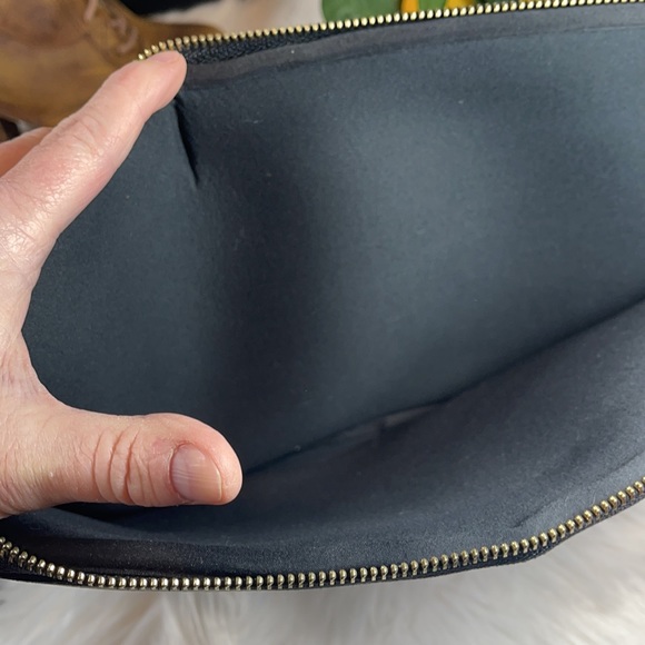 Kate Spade laptop sleeve MacBook monochrome bag - Picture 7 of 9